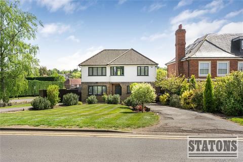 4 bed property, in Waggon Road, £1,895,000