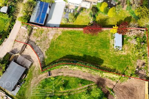 3 bed property, in Water Lane, £375,000