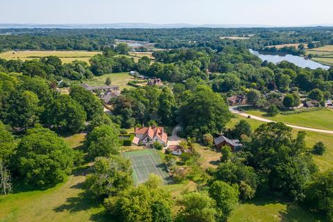 7 bed property, in Palace Lane, £1,875,000