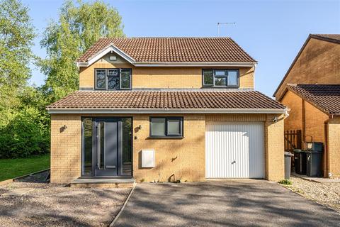 4 bed property, in Bere Regis, £495,000