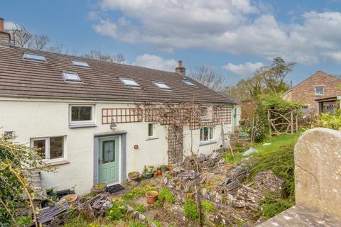 4 bed property, in Barney Scar, £375,000