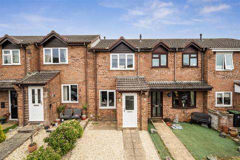 2 bed property, in Happy Island Way, £275,000