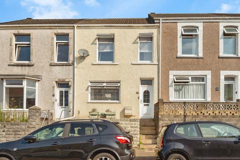 3 bed property, in Baglan Street, £110,000