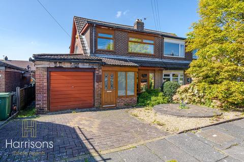 3 bed property, in Auction - Fairways, £185,000