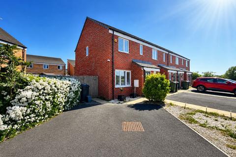 3 bed property, in Littledale Crescent, £230,000