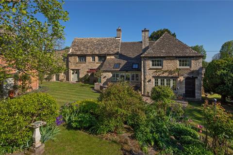 3 bed property, in Poffley End, £1,350,000