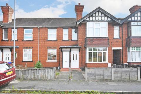 2 bed property, in Marina Road, £64,000