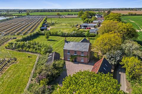 5 bed property, in Morrow Lane, £1,000,000