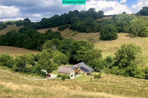4 bed property, in Llyndu, £900,000