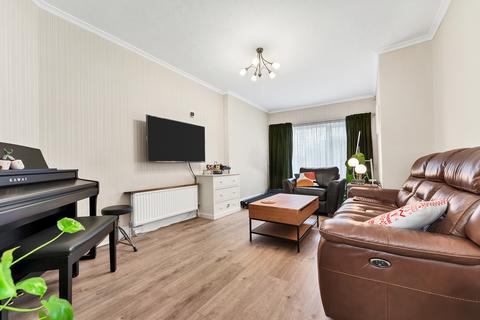 4 bed property, in Lovell Road CB4, £595,000