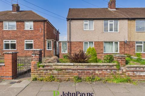 2 bed property, in Michaelmas Road, £150,000