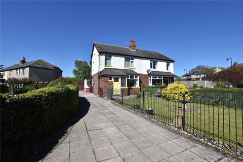 3 bed property, in Leeds Road, £350,000