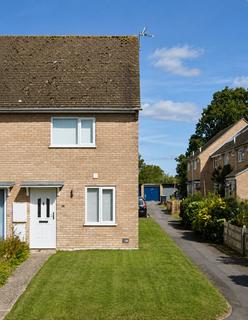 1 bed property, in Knott Oaks, £229,950