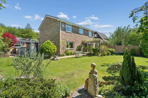 4 bed property, in Mynchen Road, £1,200,000