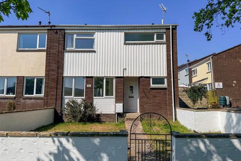 3 bed property, in Bakery Way, £210,000