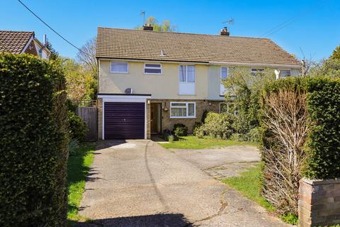 4 bed property, in The Lane, £540,000