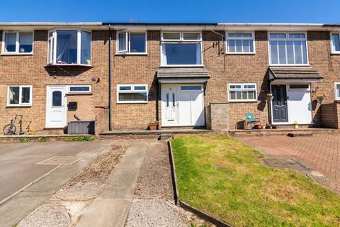 3 bed property, in Turnlee Drive, £249,950