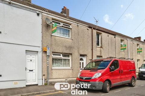 2 bed property, in Elias Street, £90,000