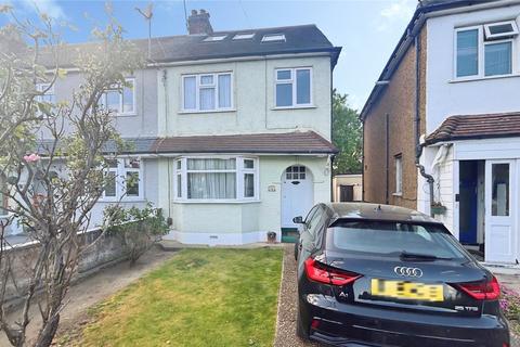 4 bed property, in Fullers Way North, £635,000