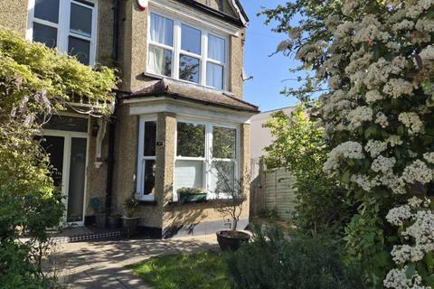 4 bed property, in Truro Road, £1,100,000
