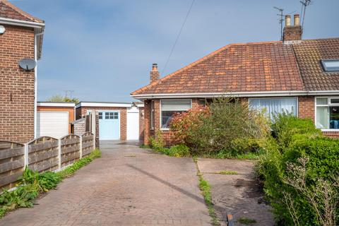 3 bed property, in Alwyne Drive, £350,000