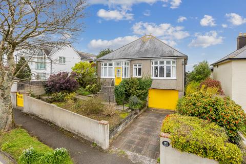 3 bed property, in Herbert Road, £765,000