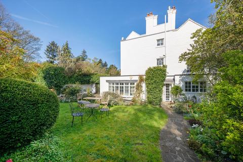 4 bed property, in Spaniards Road, £3,950,000