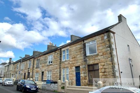 1 bed property, in Wellpark Road, £22,500