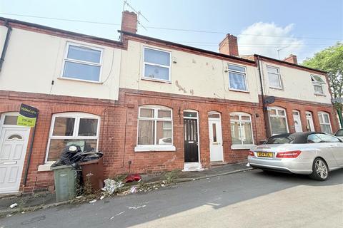 2 bed property, in St. Pauls Terrace, £137,500