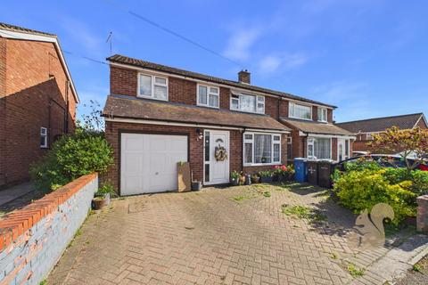 4 bed property, in Beech Road, £375,000