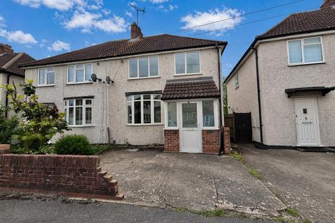 3 bed property, in York Avenue, £500,000