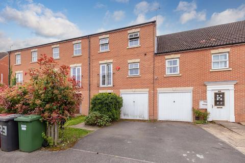 6 bed property, in Olivia Drive, £575,000