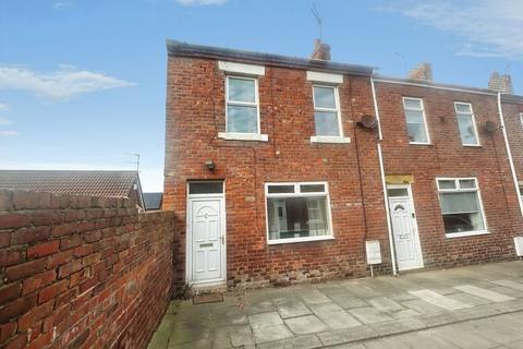 2 bed property, in Coronation Street, £100,000