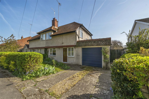 3 bed property, in 48 Springhill Road, £499,500