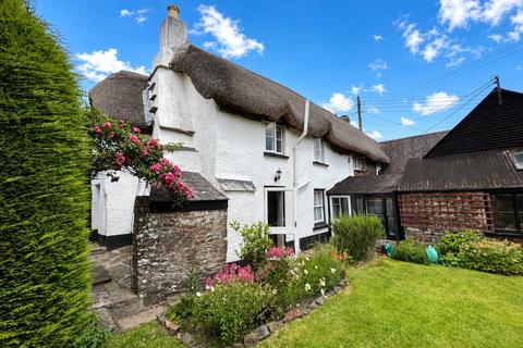 4 bed property, in Church Street, £399,950