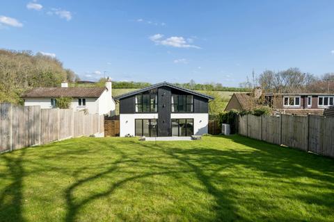 4 bed property, in Nags Head Lane, £1,150,000