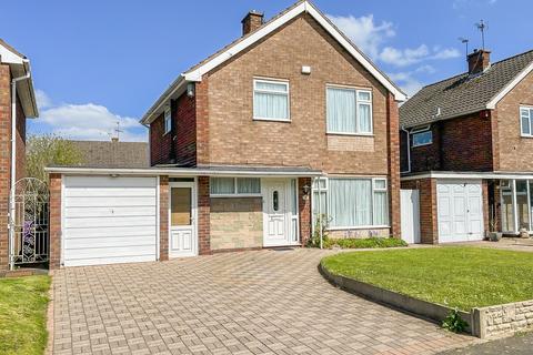 3 bed property, in Bee Lane, £300,000