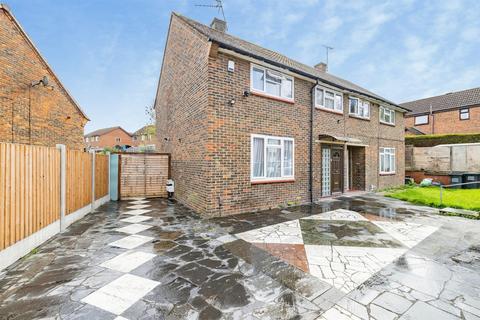 3 bed property, in Gosforth Lane, £525,000