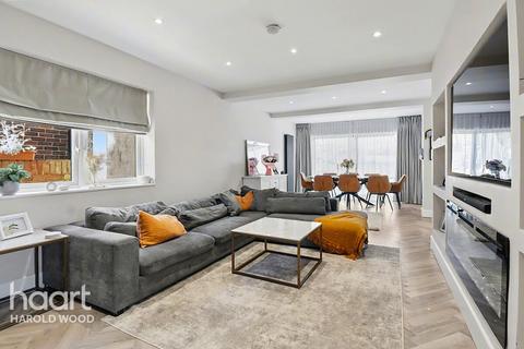 3 bed property, in Noak Hill Road, £725,000