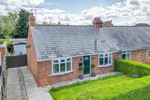 3 bed property, in Drome Road, £365,000