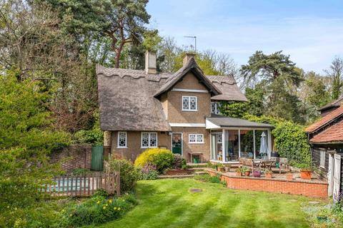 3 bed property, in Beredens Lane, £1,250,000