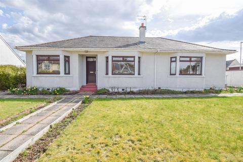 4 bed property, in Muirfield Villa, £380,000