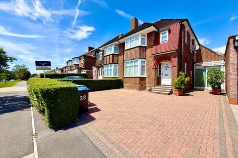 4 bed property, in Beverley Drive, £750,000