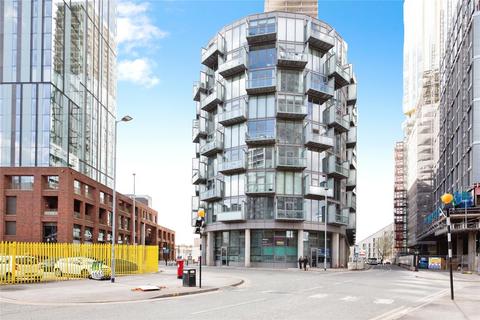 1 bed property, in Greengate, £125,000