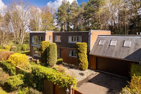 5 bed property, in Barnton Avenue, £1,195,000