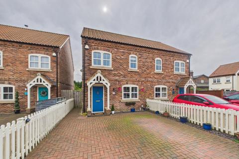 3 bed property, in Rudds Green, £240,000
