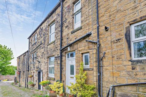 3 bed property, in Gable End Terrace, £173,000