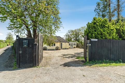 4 bed property, in Aldermaston Road, £730,000