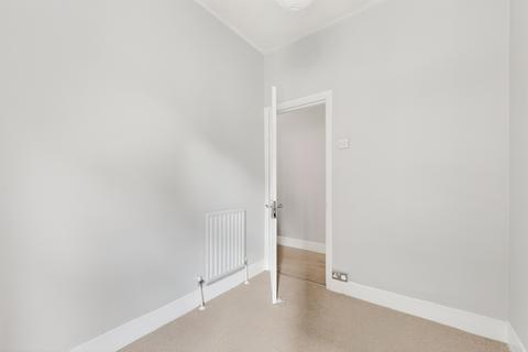 3 bed property, in Astonville Street, £625,000
