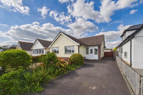 2 bed property, in Sheldrake Road, £540,000